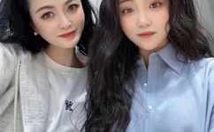 动漫美女裸身照(无内衣)